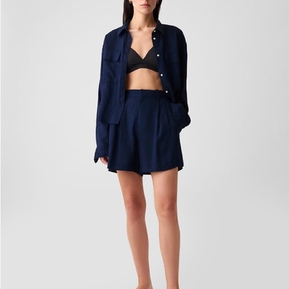 GAP 365 High Rise Linen-Blend Shorts in Indigo Blue - Picture 3 of 6